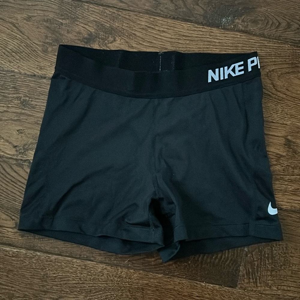 NIKE PRO SHORTS